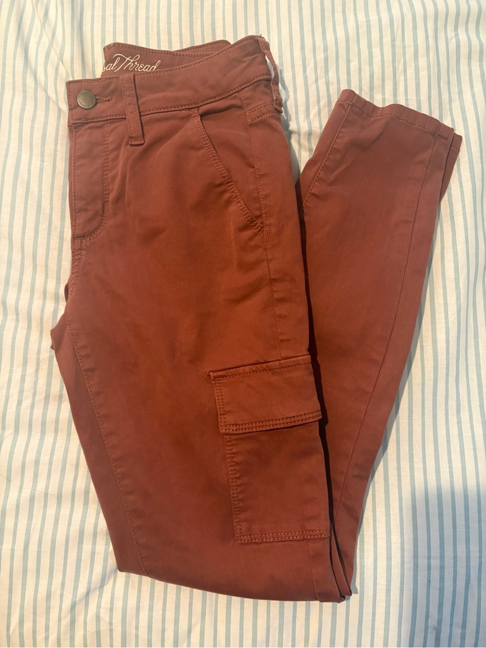 Universal Thread Rust Cargo Skinny Pants Size 00/24